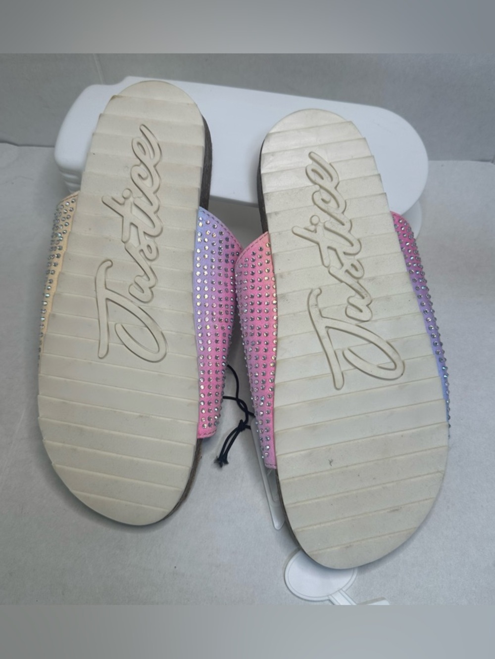 Justice Girls Slip-On Footbed Sandals Slides Multi-Color Size 6 New Tag SKU GR - Picture 2 of 6
